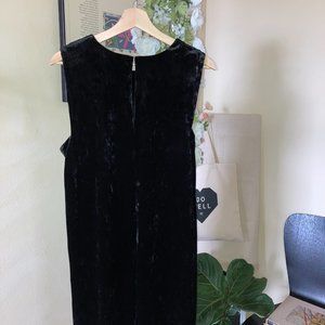 Black Velvet-Textured BCBGeneration Dress (Large)